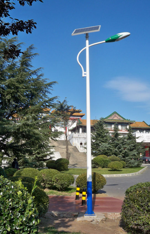 道路太陽能路燈你知道怎么選擇瓦數嗎？